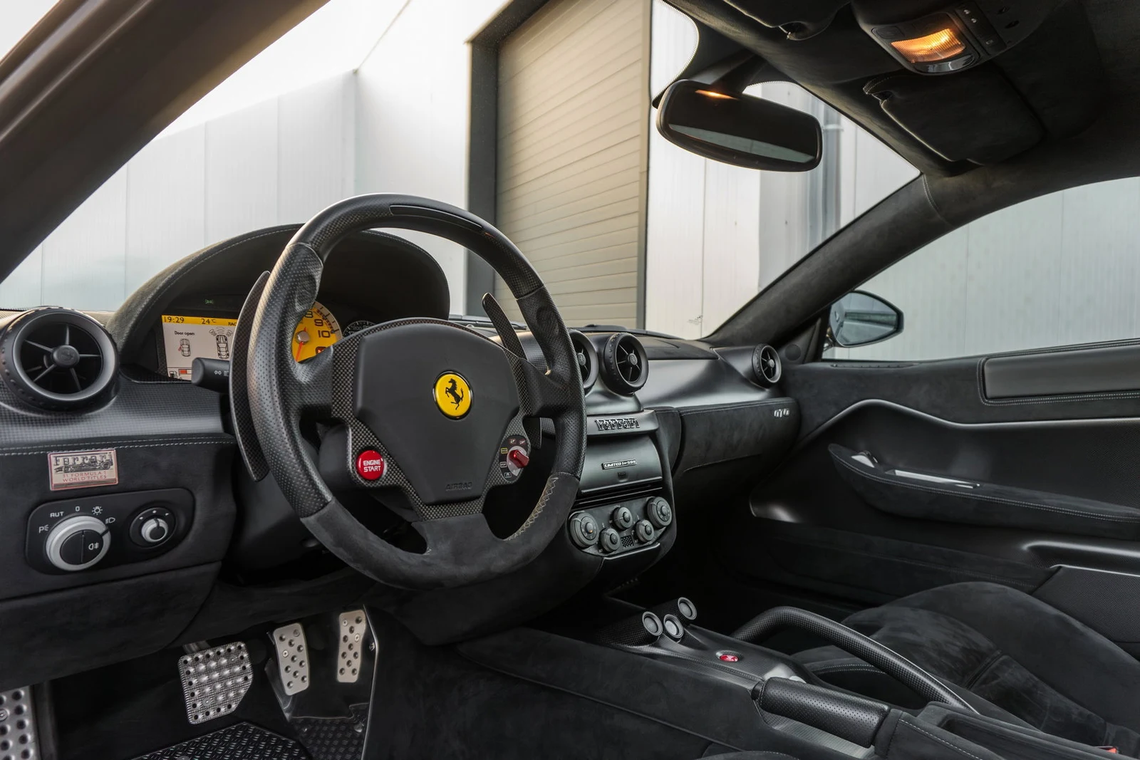2011 Ferrari 599 GTO, 3/10
