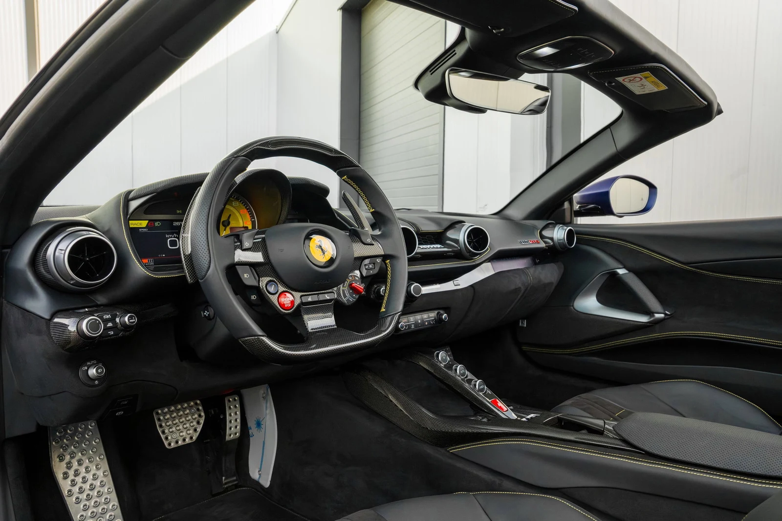 2024 Ferrari 812 GTS, 3/10