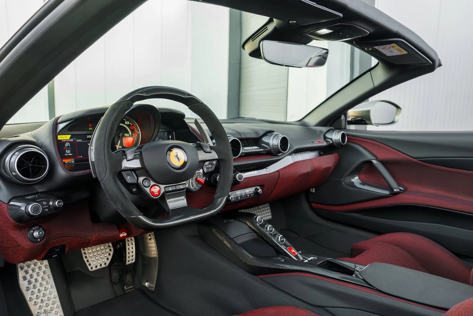 2022 Ferrari 812 GTS Tailor Made, 10/10