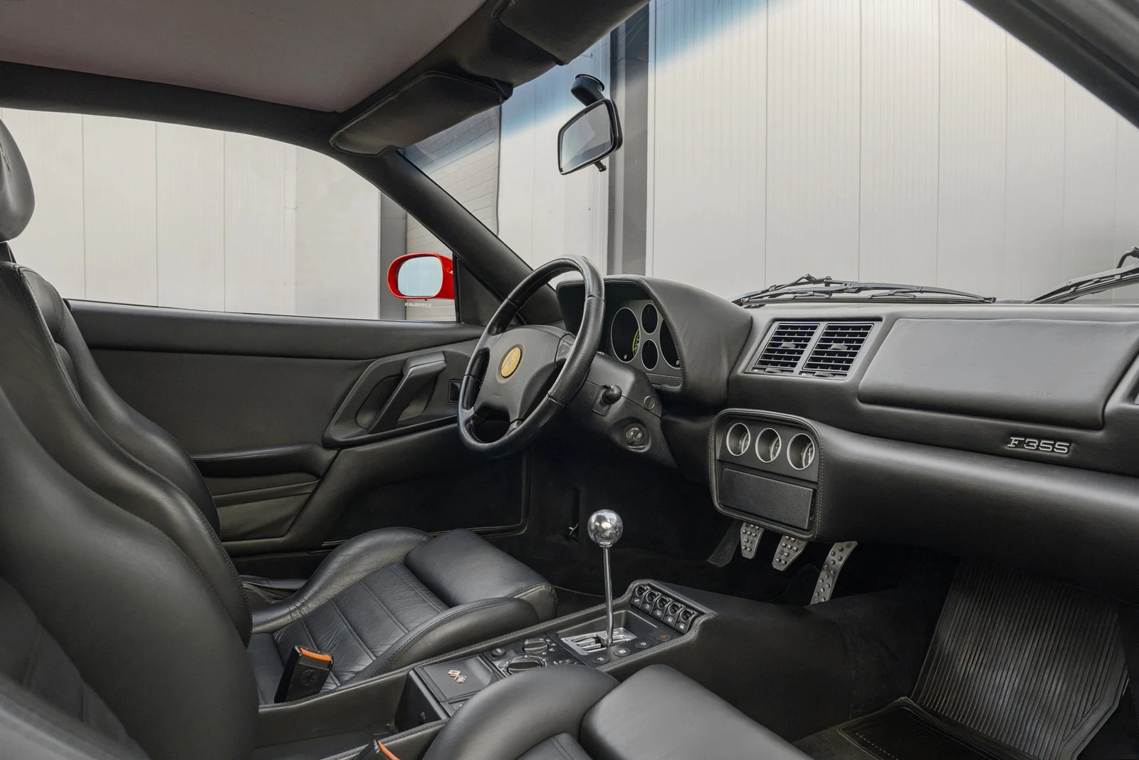1995 Ferrari F355 Berlinetta, 5/10