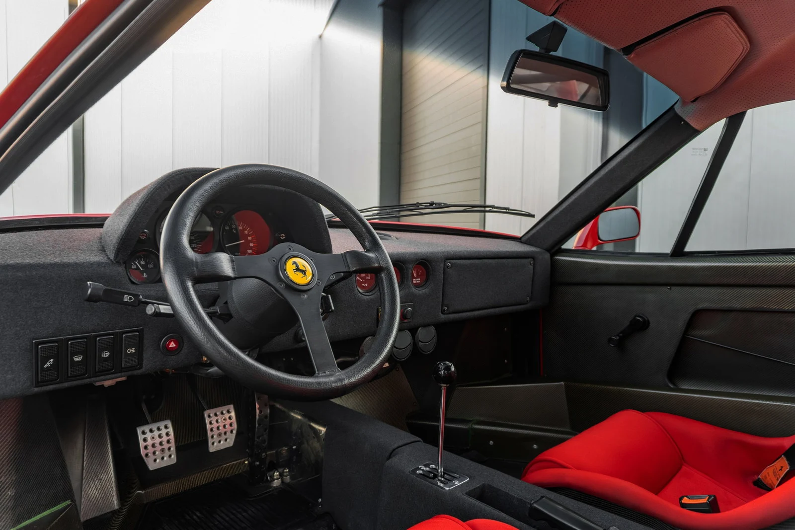 1992 Ferrari F40 Non-Adjust, 3/10