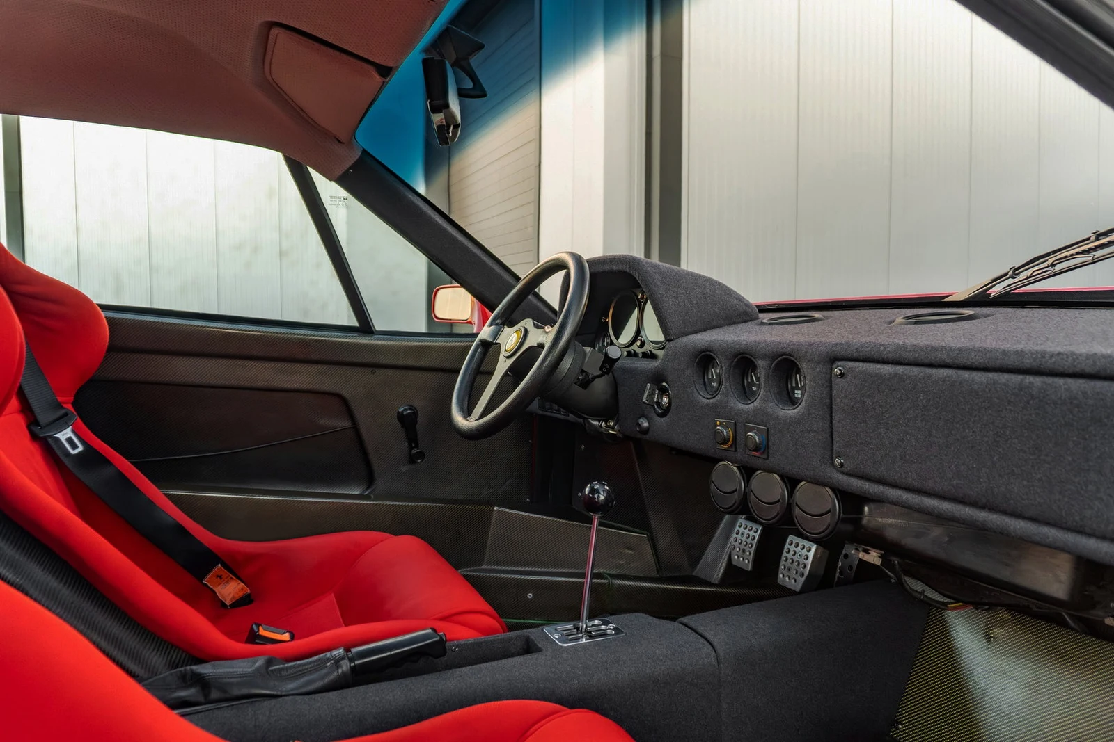 1992 Ferrari F40 Non-Adjust, 5/10