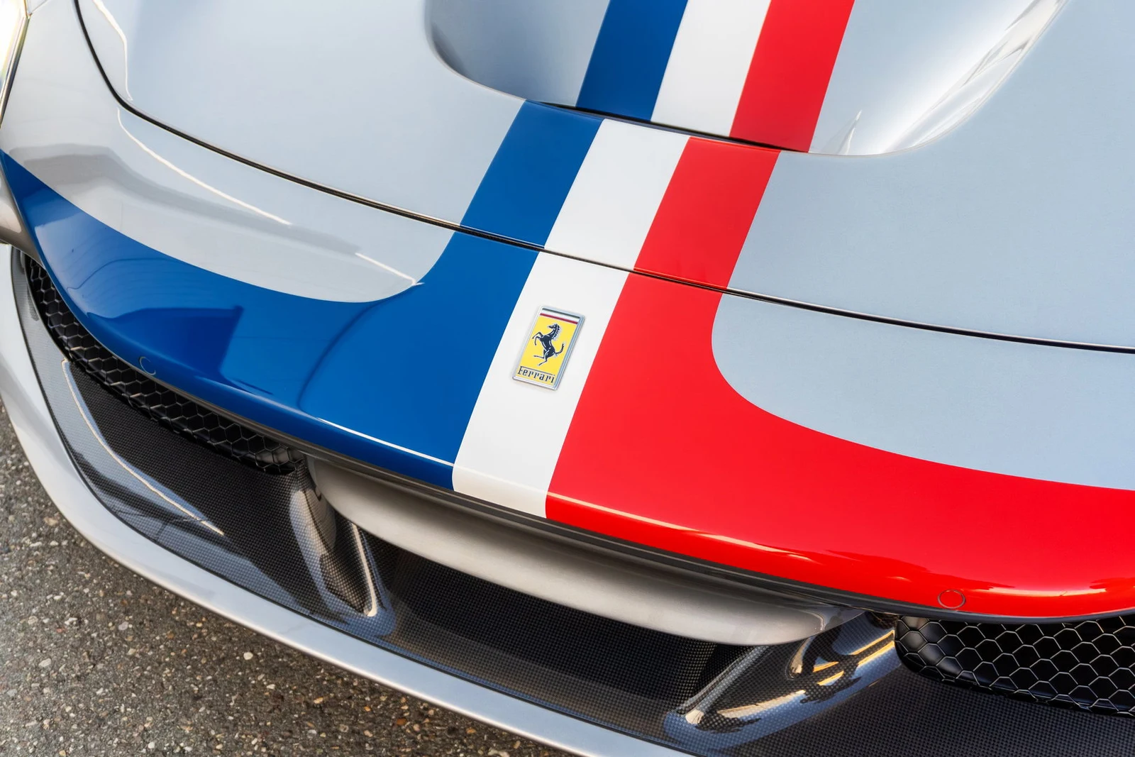 2021 Ferrari F8 Tributo Tailor Made, 6/10