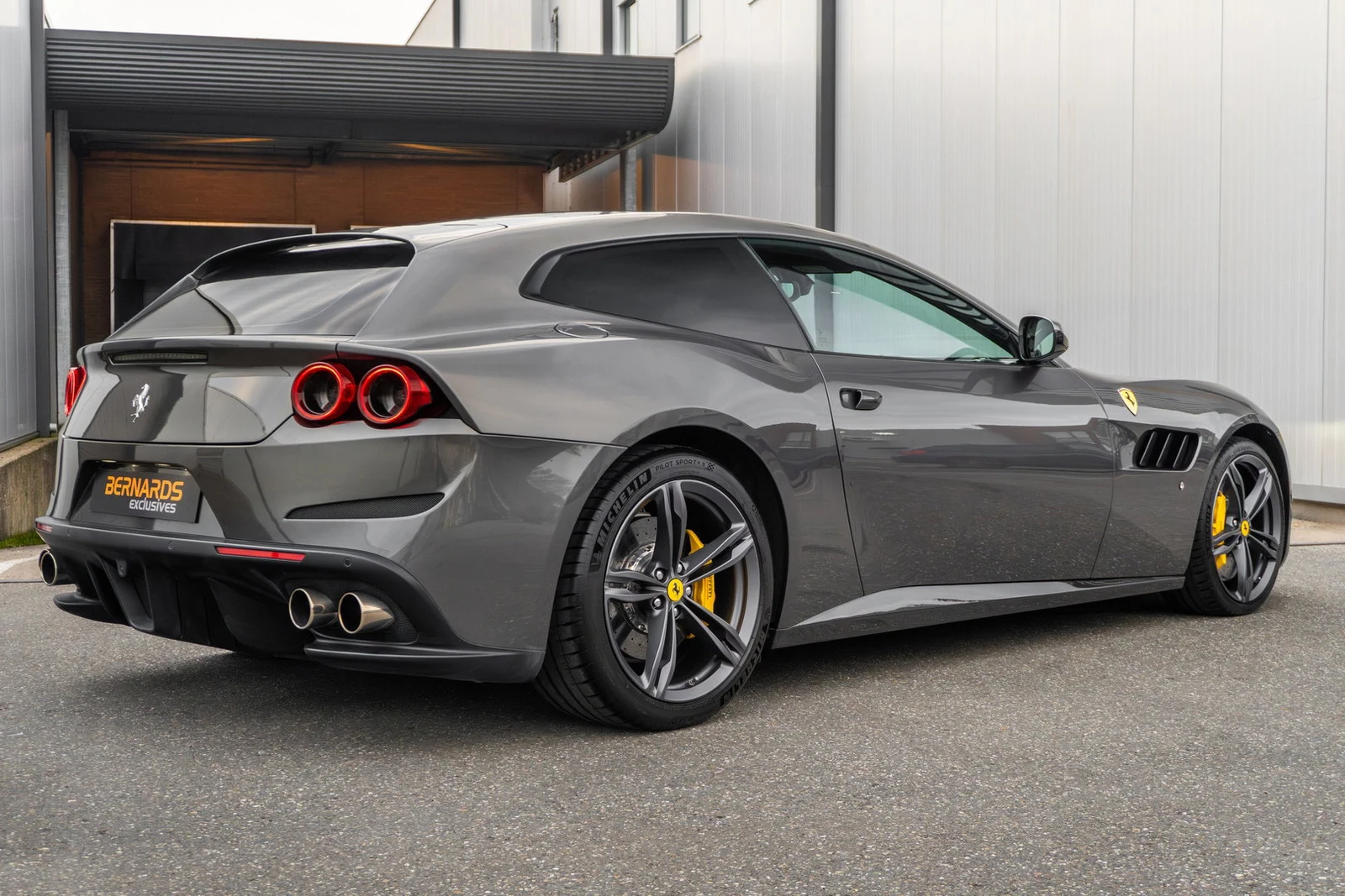 2018 Ferrari GTC4Lusso V12, 2/10
