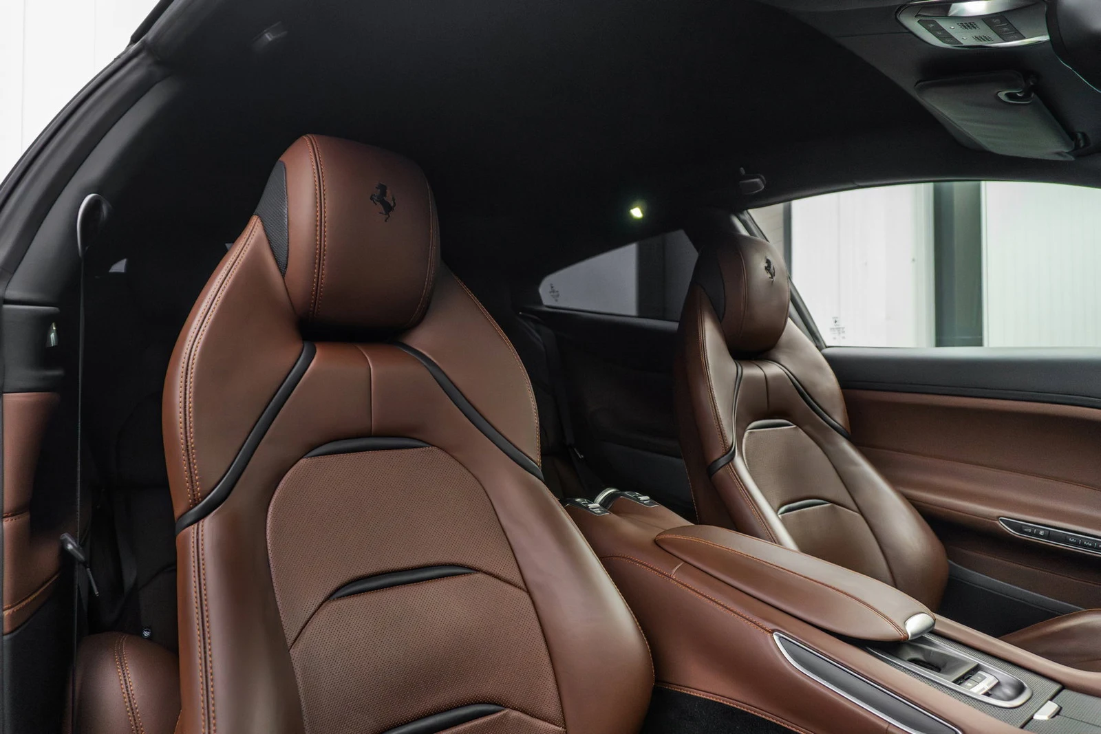 2018 Ferrari GTC4Lusso V12, 4/10