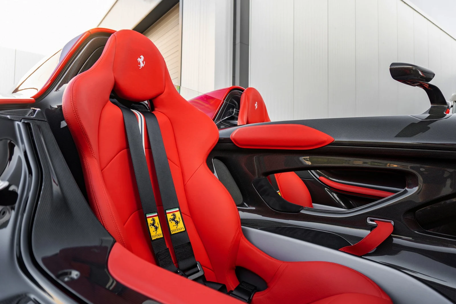 2020 Ferrari Monza SP2 Tailor Made, 4/10