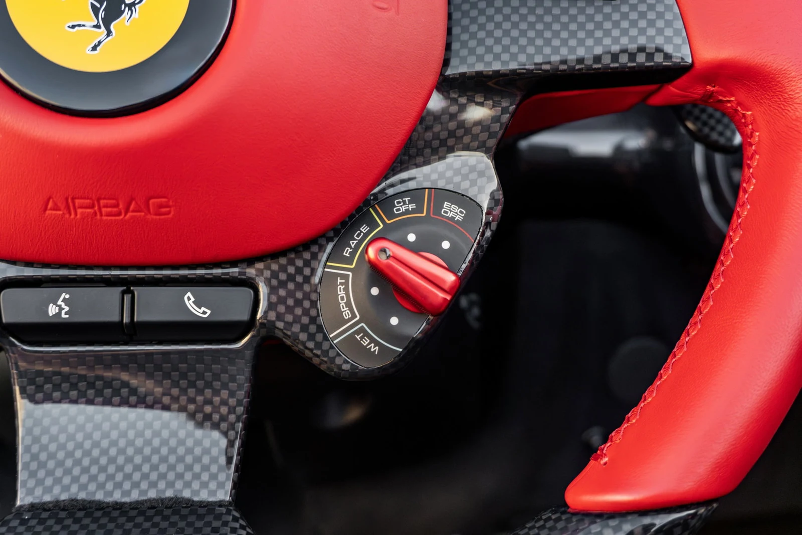 2020 Ferrari Monza SP2 Tailor Made, 9/10