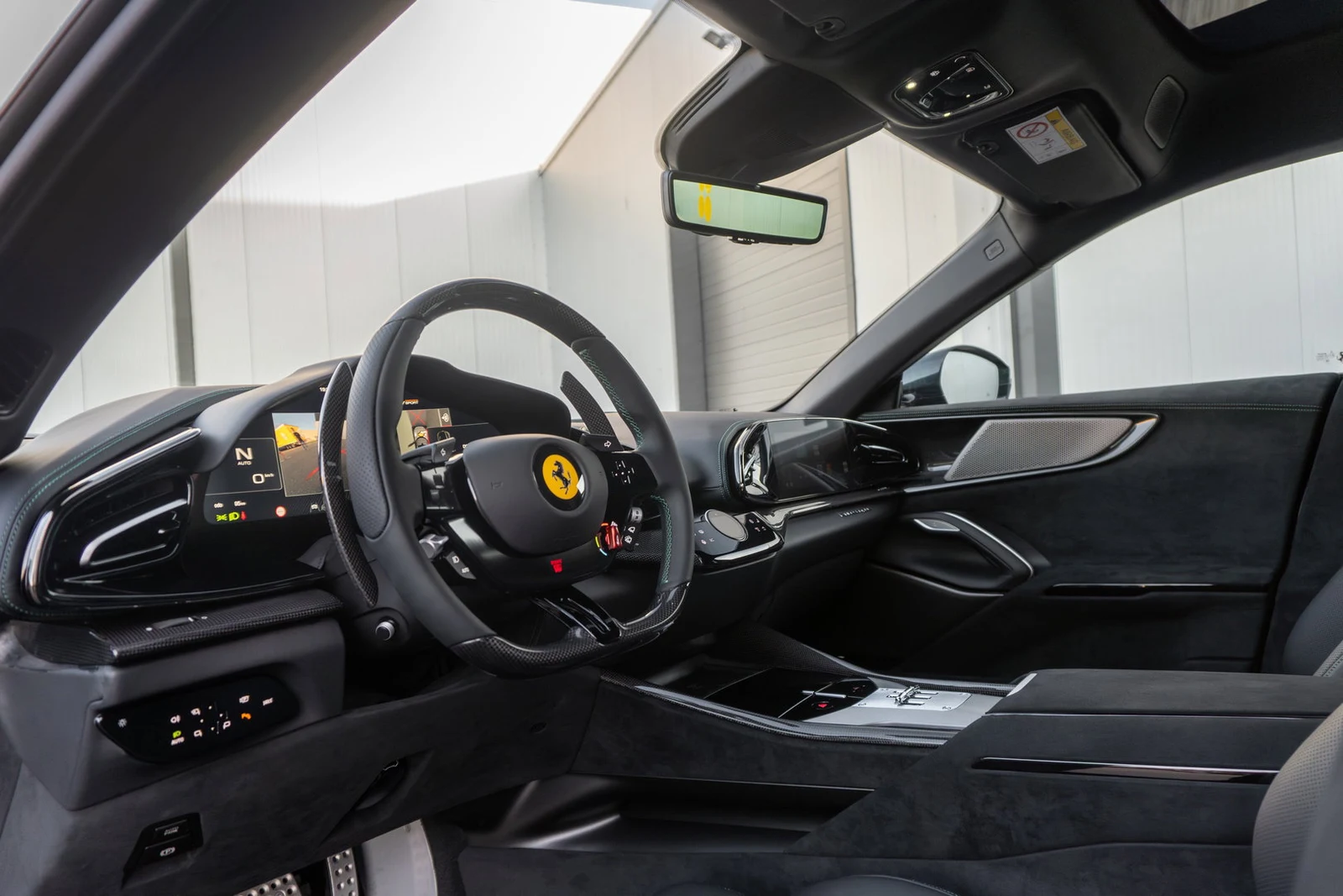 2025 Ferrari Purosangue, 3/10