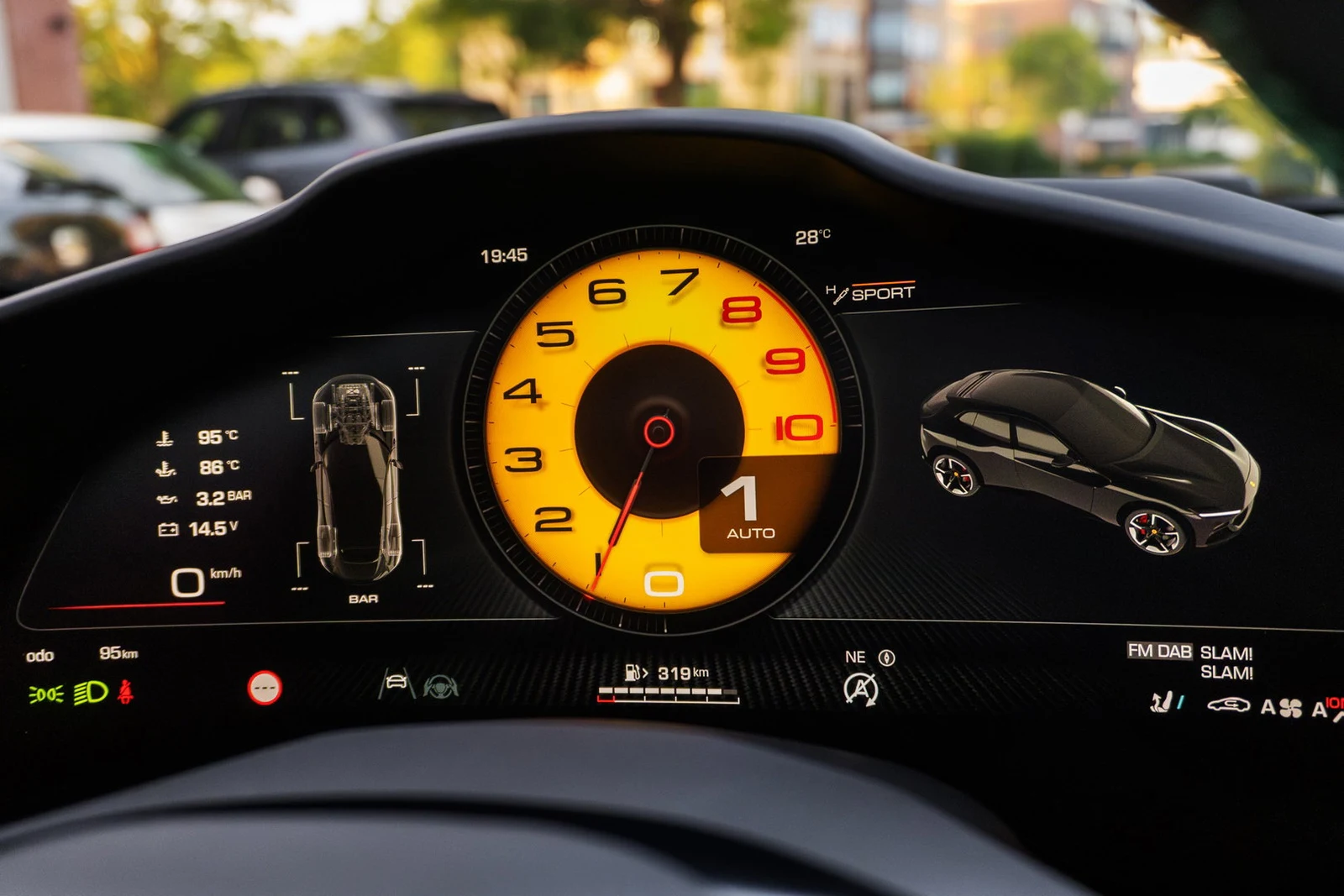 2025 Ferrari Purosangue, 6/10