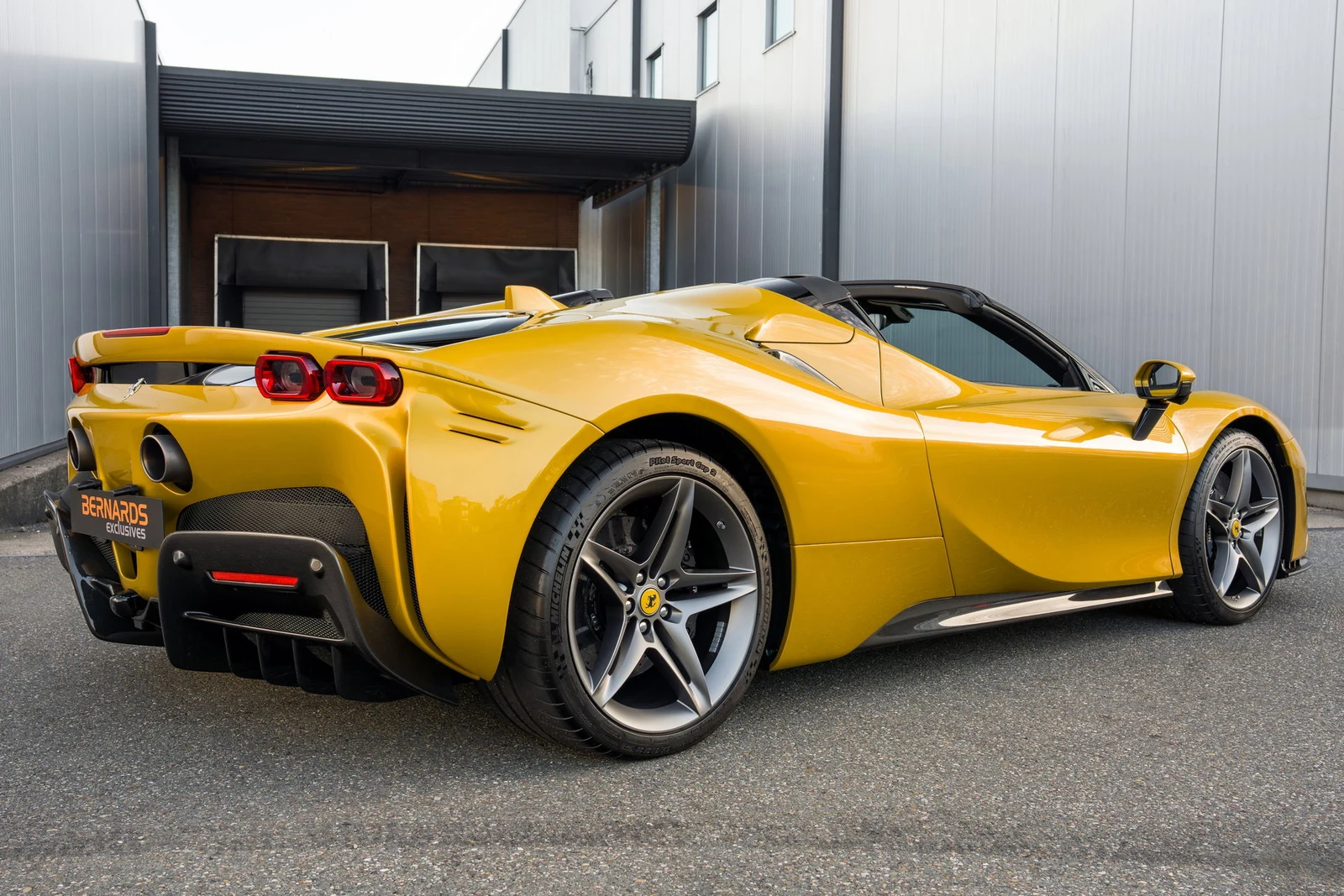 2024 Ferrari SF90 Spider, 2/10
