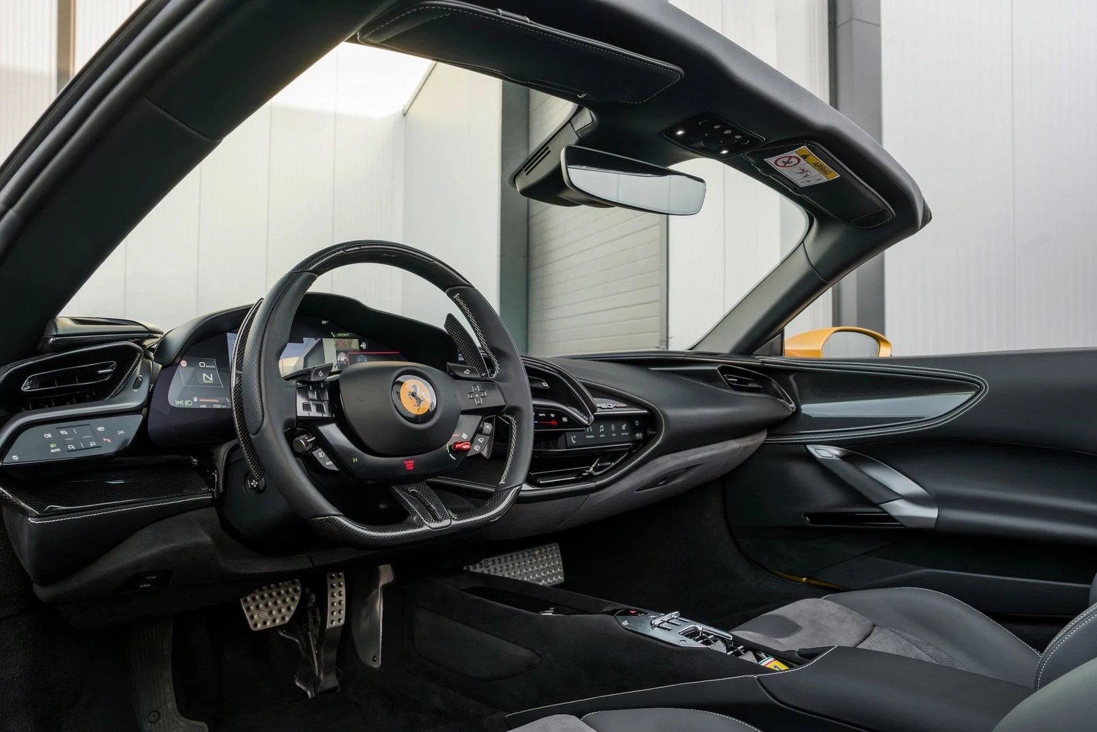 2024 Ferrari SF90 Spider, 3/10