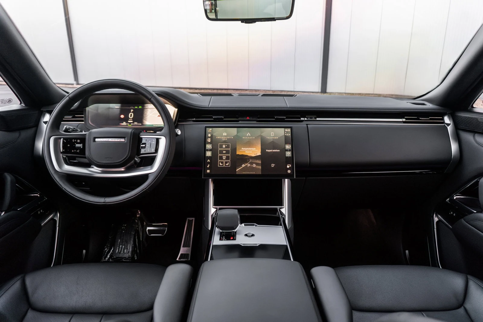 2024 Land Rover Range Rover P550e Autobiography, 6/10