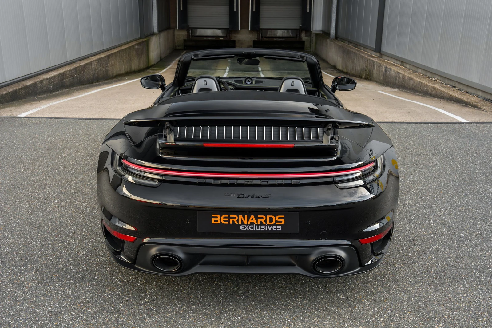 2022 Porsche 911 (992.1) Turbo S Cabriolet, 4/10