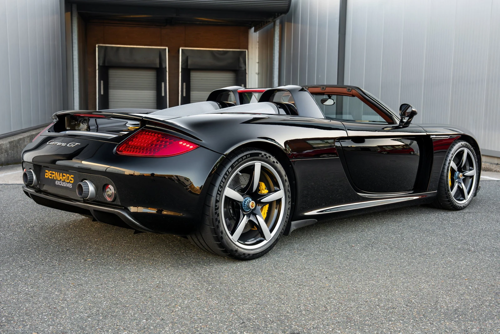 2006 Porsche Carrera GT, 2/10