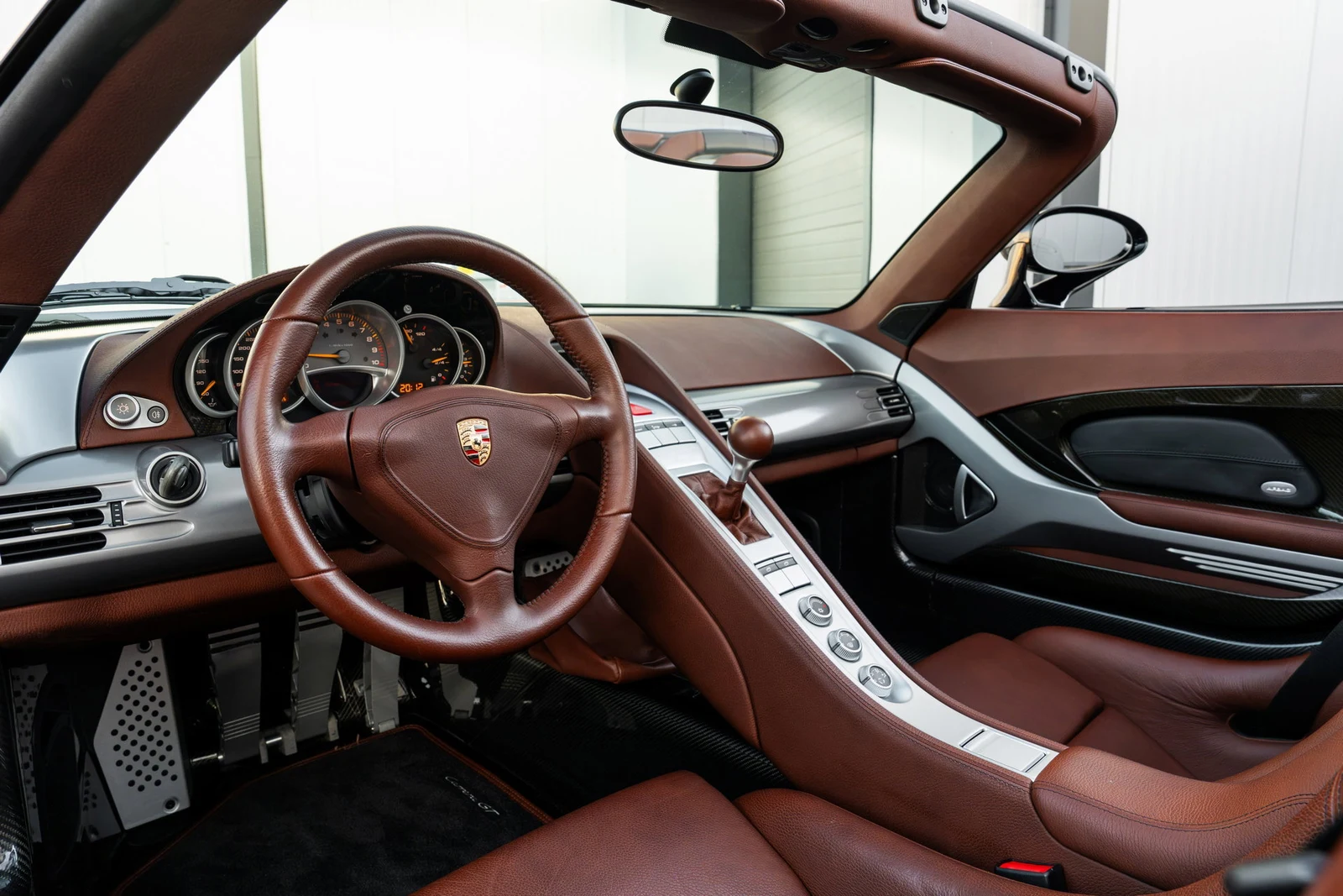 2006 Porsche Carrera GT, 3/10