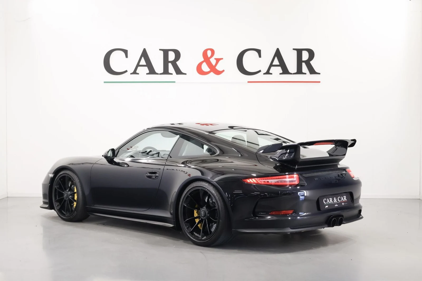 Porsche 911 GT3 (991), 2/10