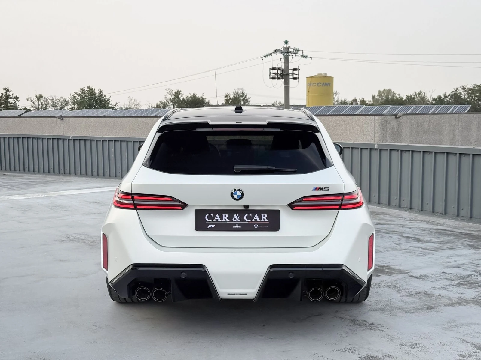 BMW M5 Touring (G99), 4/10