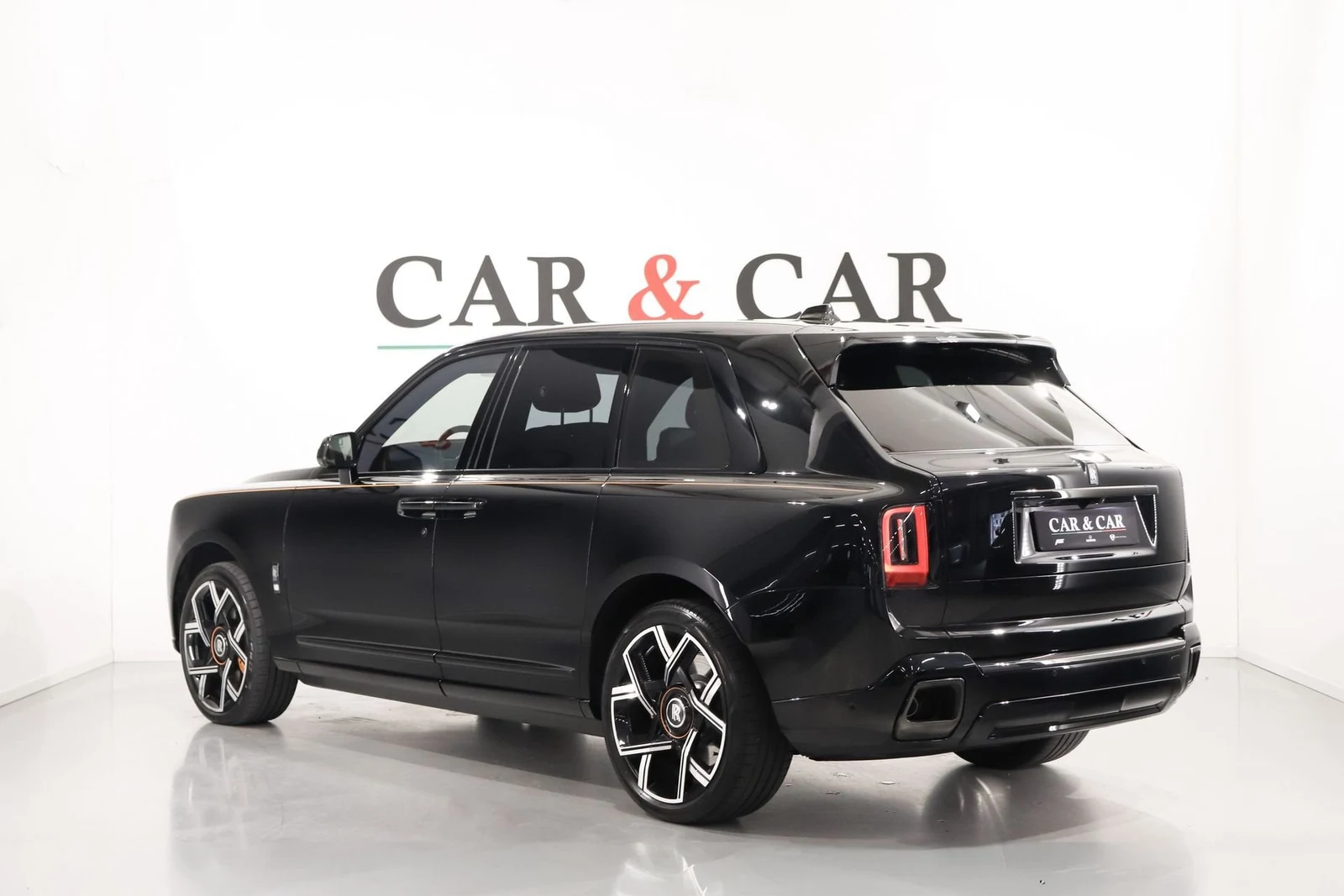 Rolls-Royce Cullinan Black Badge, 2/10