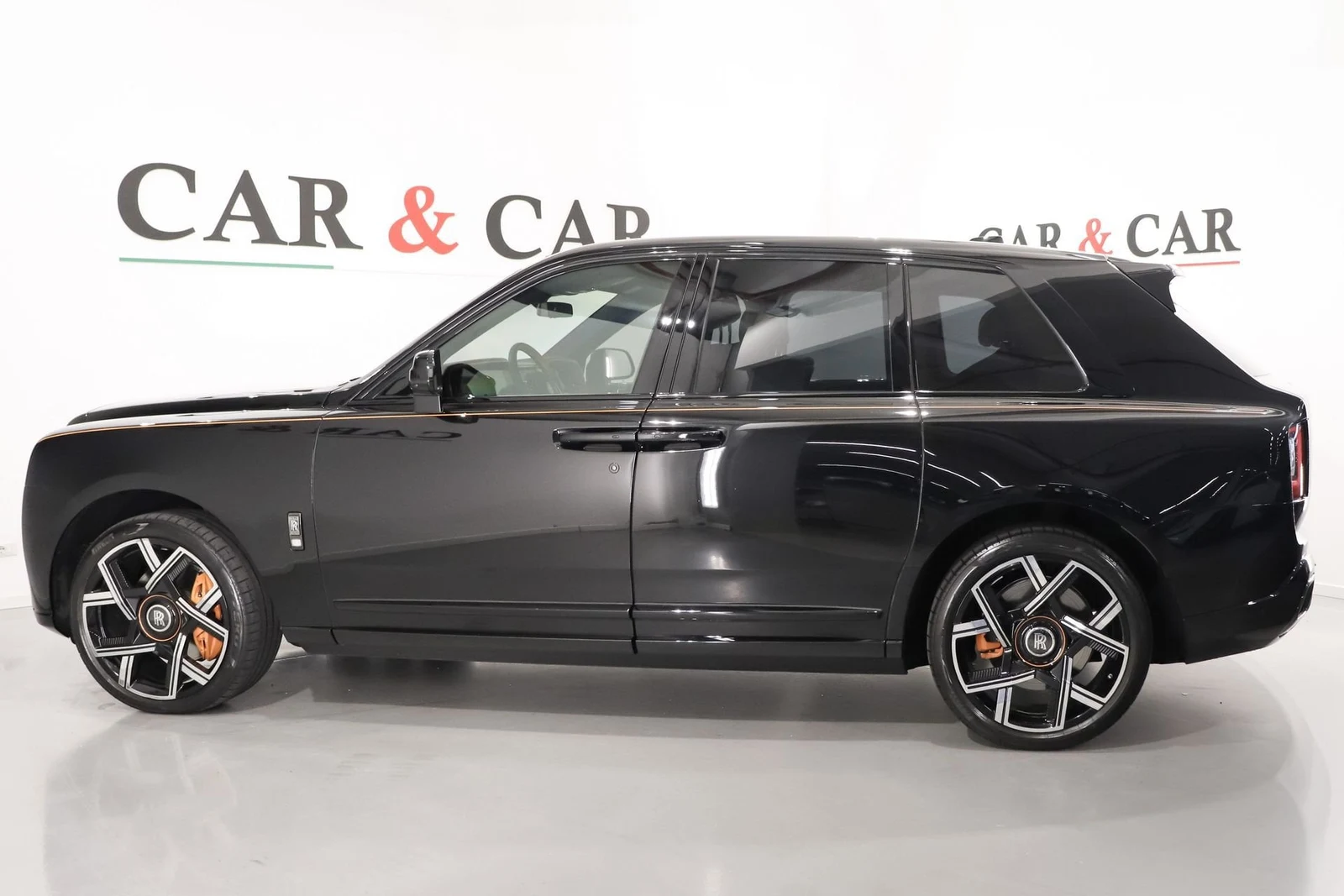 Rolls-Royce Cullinan Black Badge, 6/10