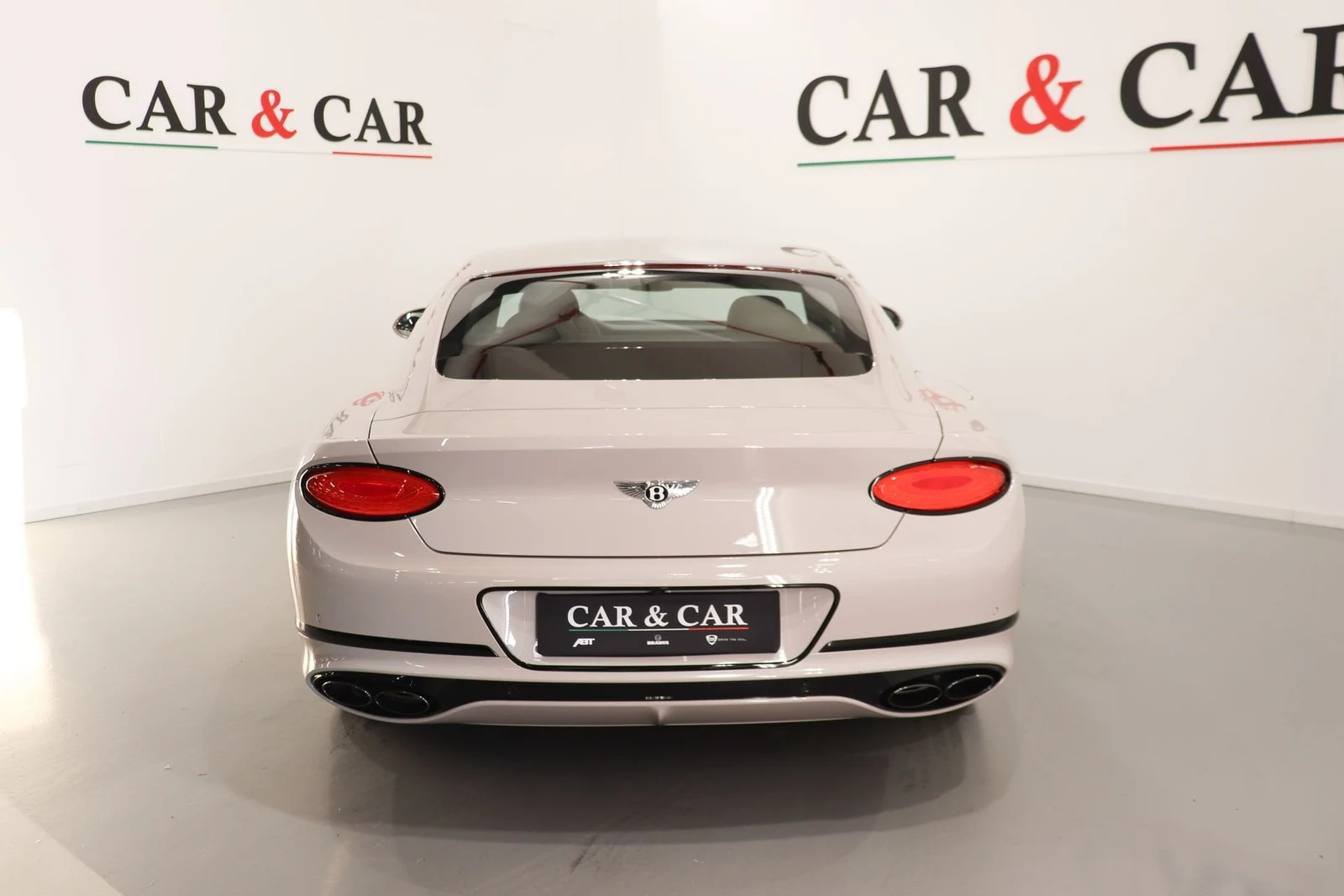 Bentley Continental GT V8, 4/10