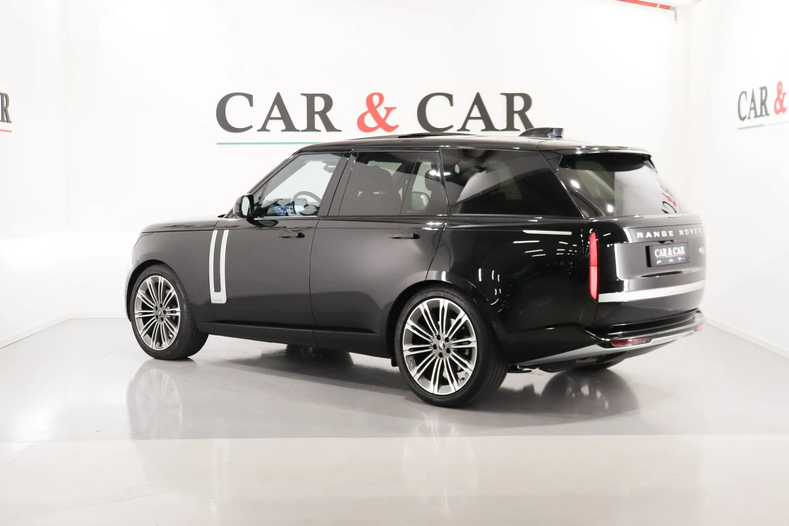Land Rover Range Rover Autobiography D249, 2/10