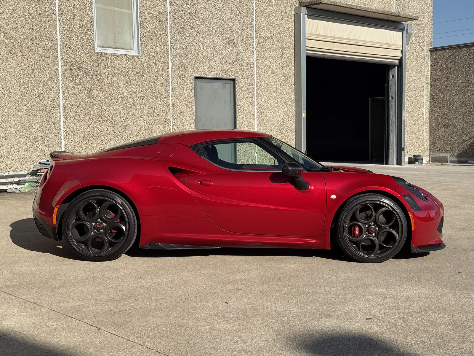 Alfa Romeo 4C Romeo Ferraris, 5/10