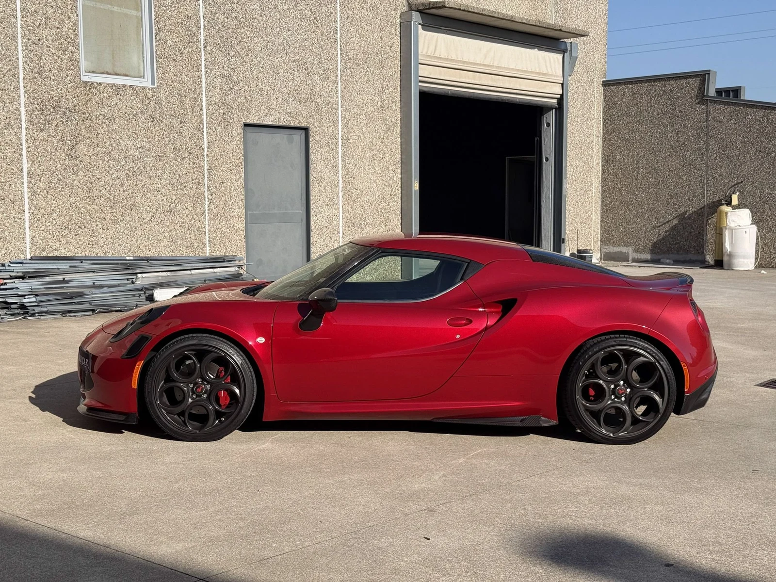 Alfa Romeo 4C Romeo Ferraris, 6/10