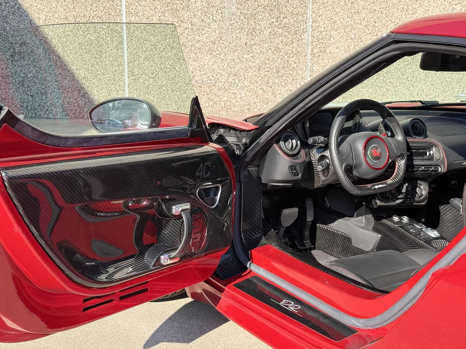 Alfa Romeo 4C Romeo Ferraris, 8/10