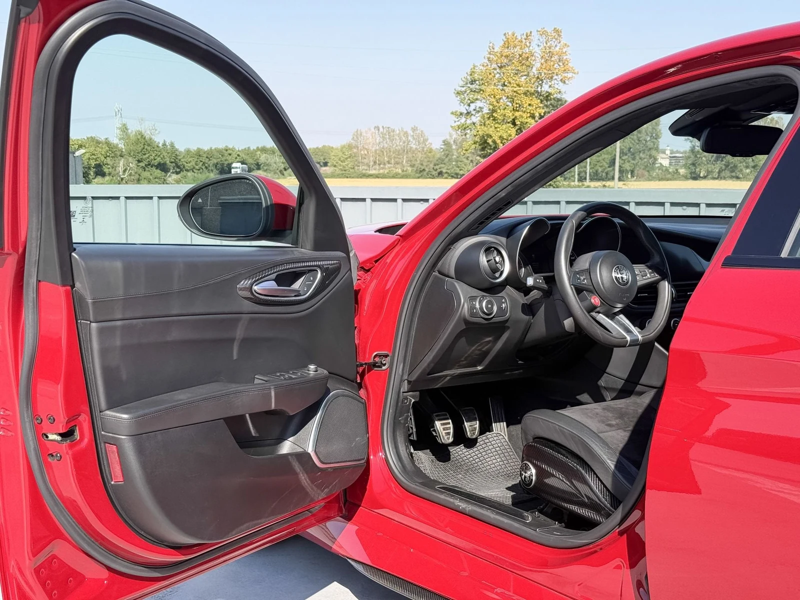 Alfa Romeo Giulia Quadrifoglio, 8/10