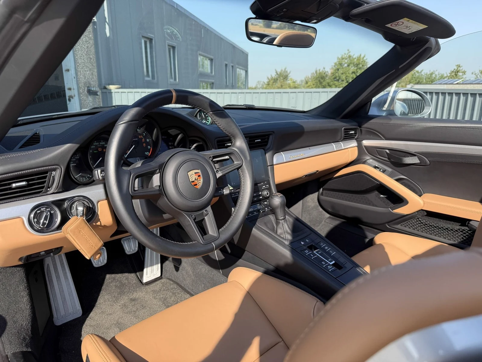 Porsche 911 Speedster Heritage (991), 9/10