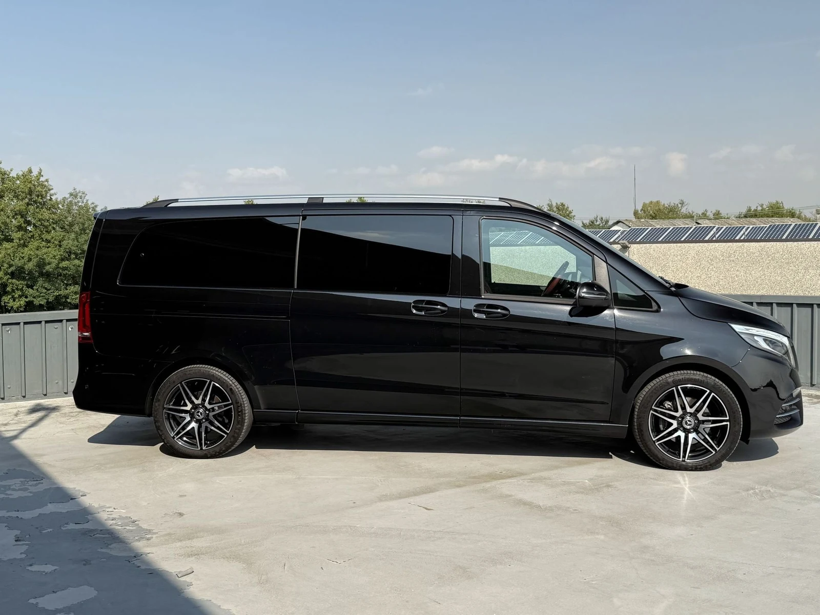 Mercedes-Benz V 300 d 4MATIC Revolver VIP Royal, 2/10