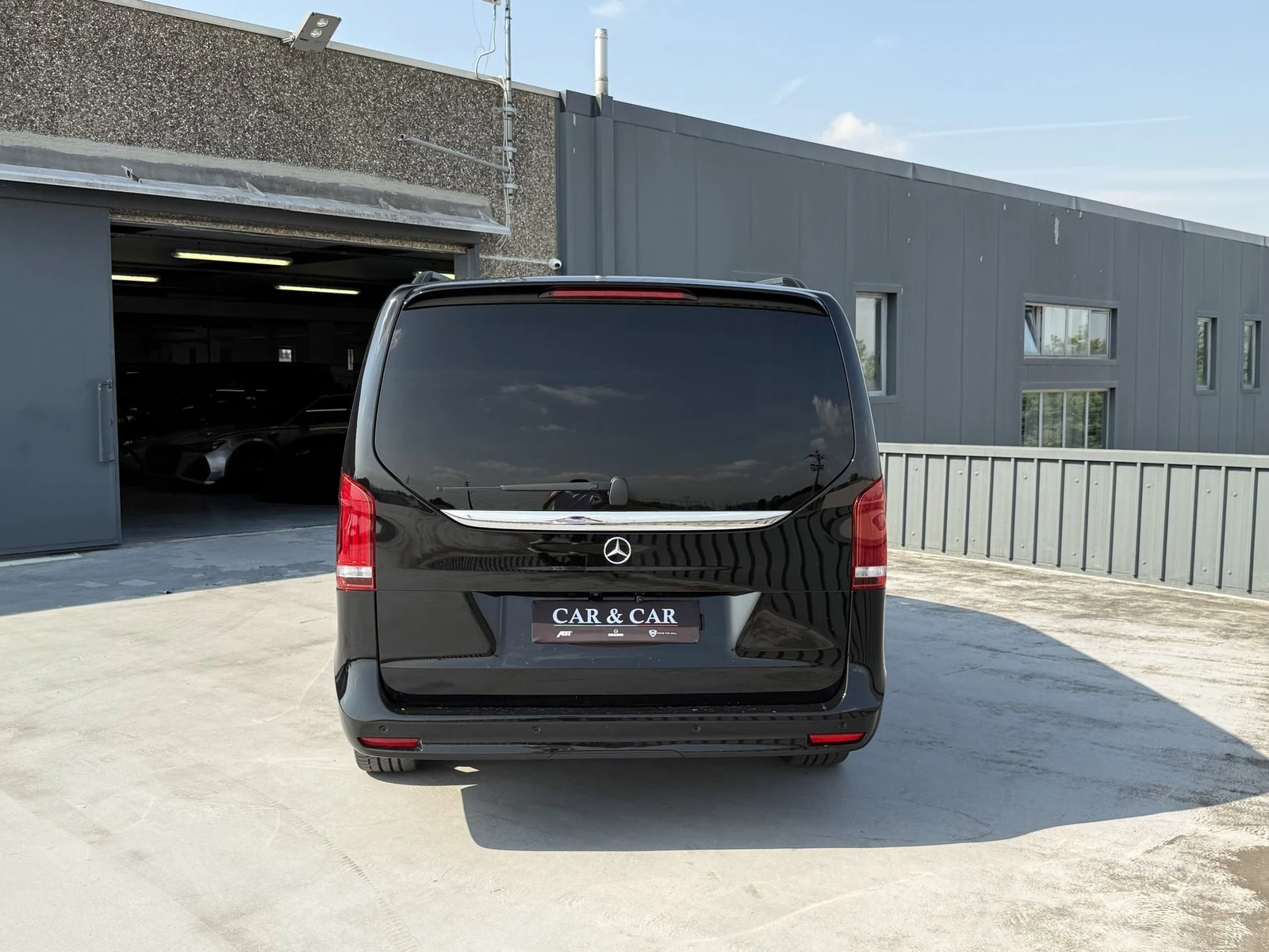 Mercedes-Benz V 300 d 4MATIC Revolver VIP Royal, 6/10