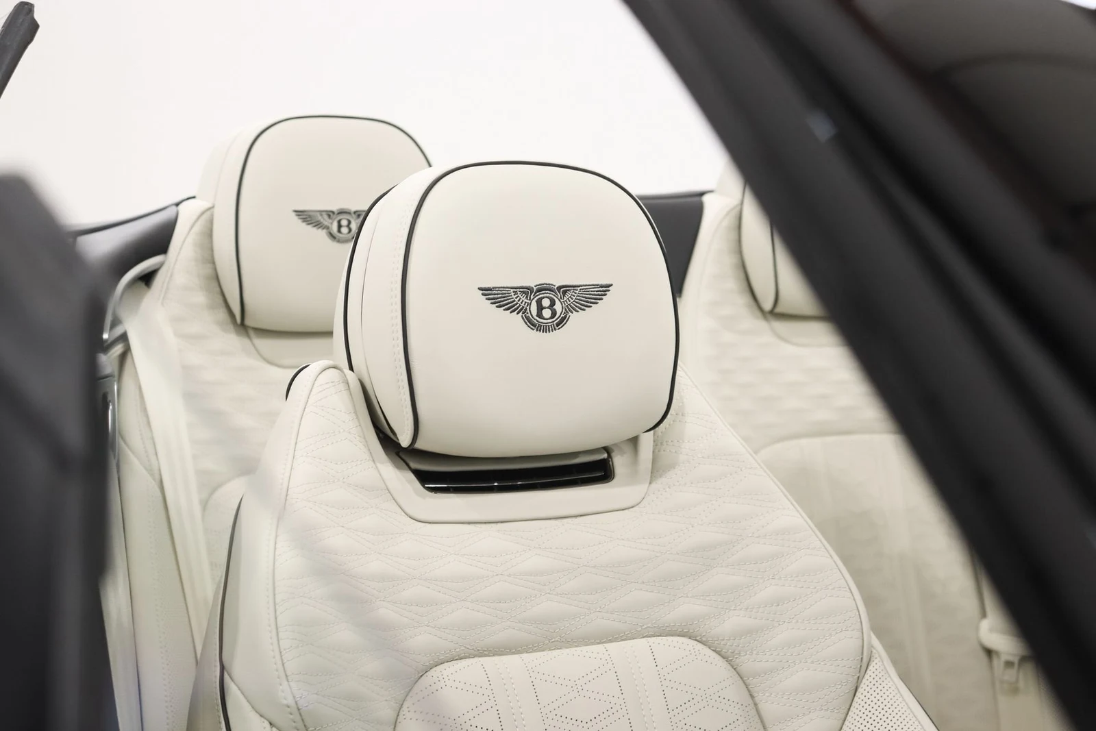 Bentley Continental GTC Speed, 9/10