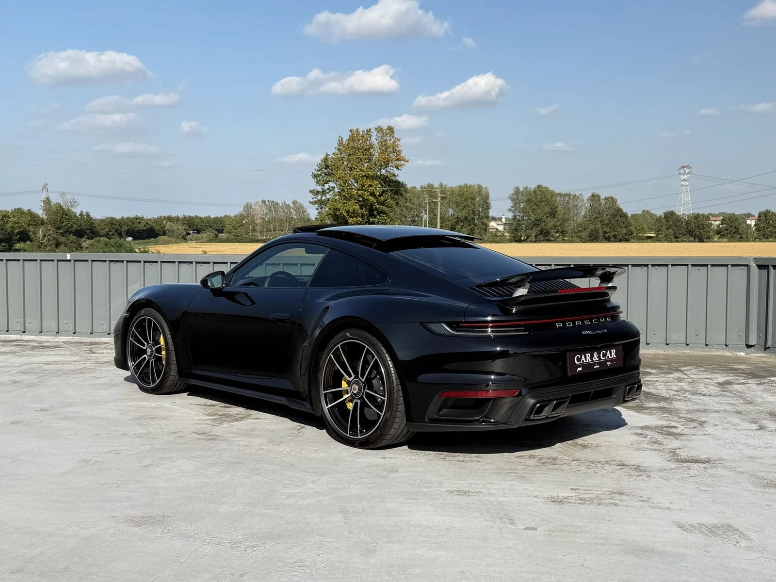 Porsche 911 Turbo S (992.1), 2/10