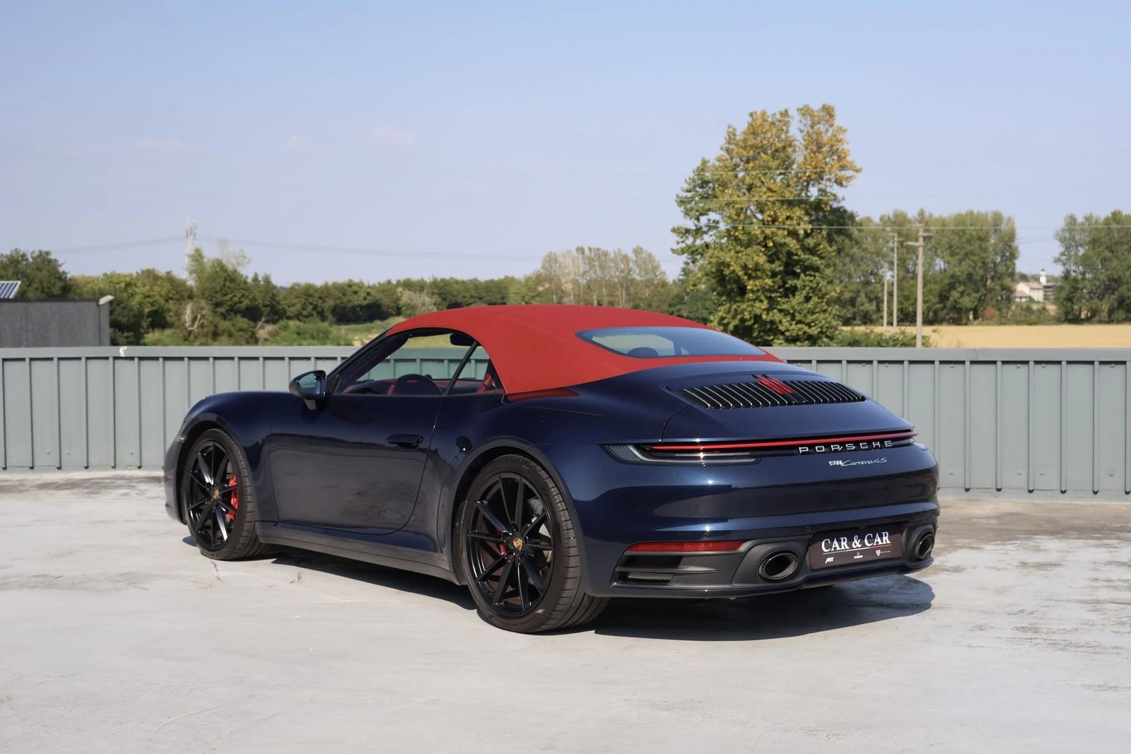 Porsche 911 Carrera 4S Cabriolet (992), 2/10