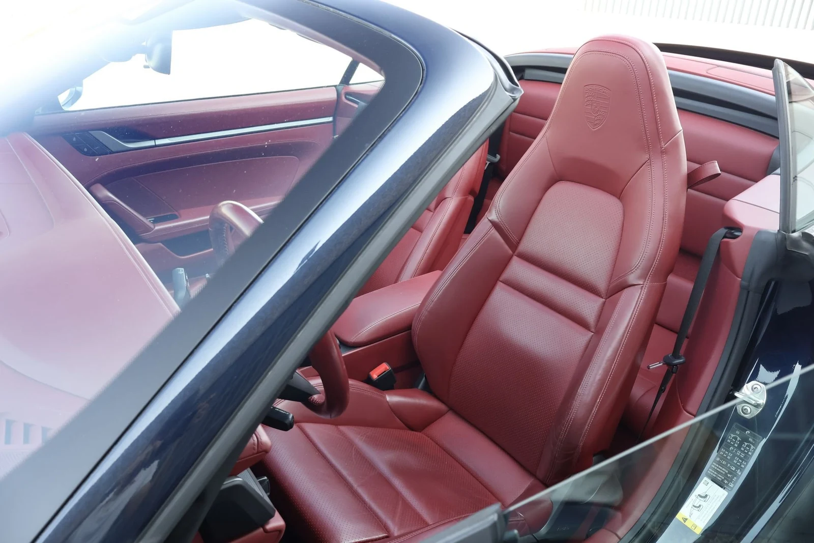 Porsche 911 Carrera 4S Cabriolet (992), 8/10