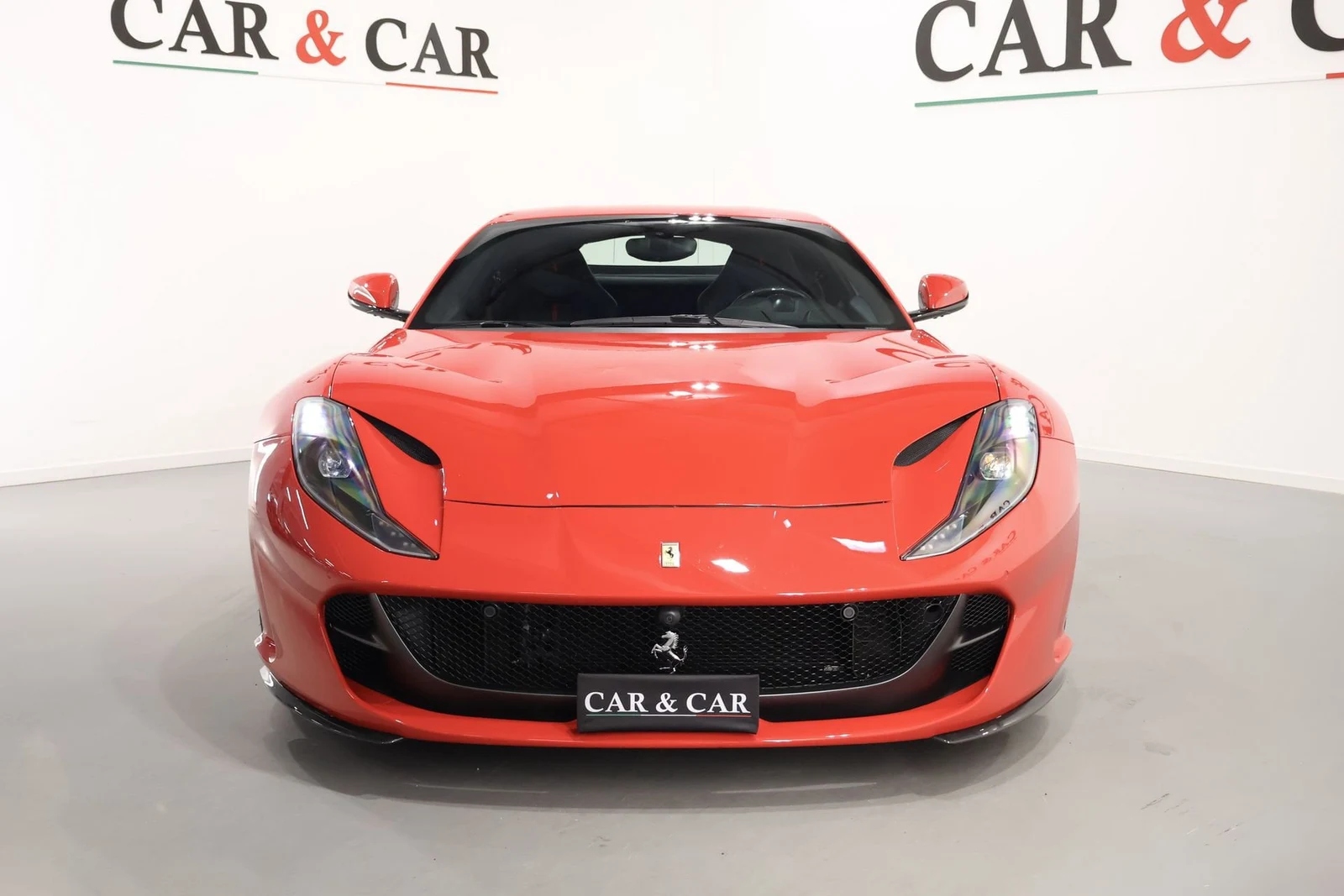 Ferrari 812 Superfast, 3/10