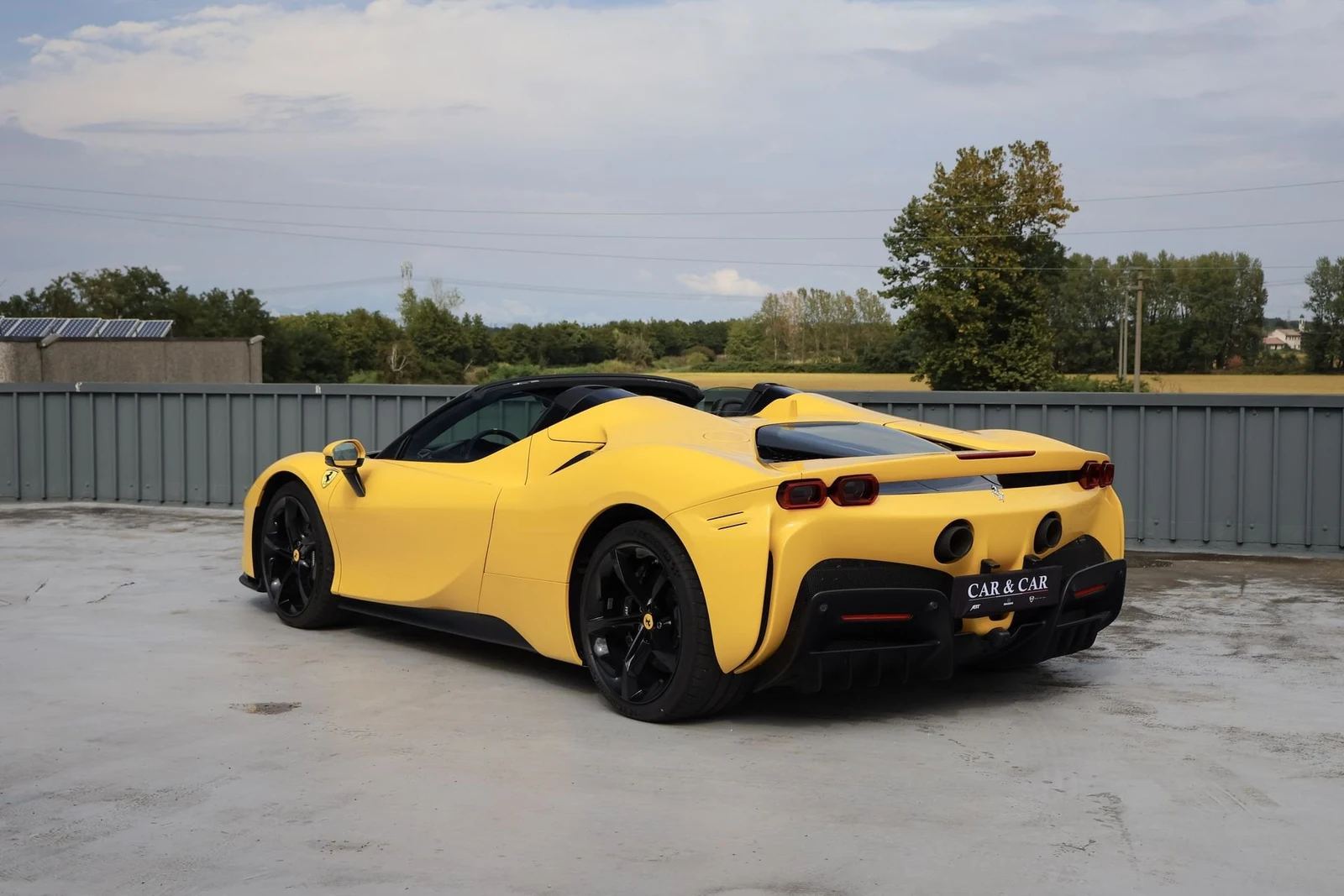 Ferrari SF90 Spider, 2/10