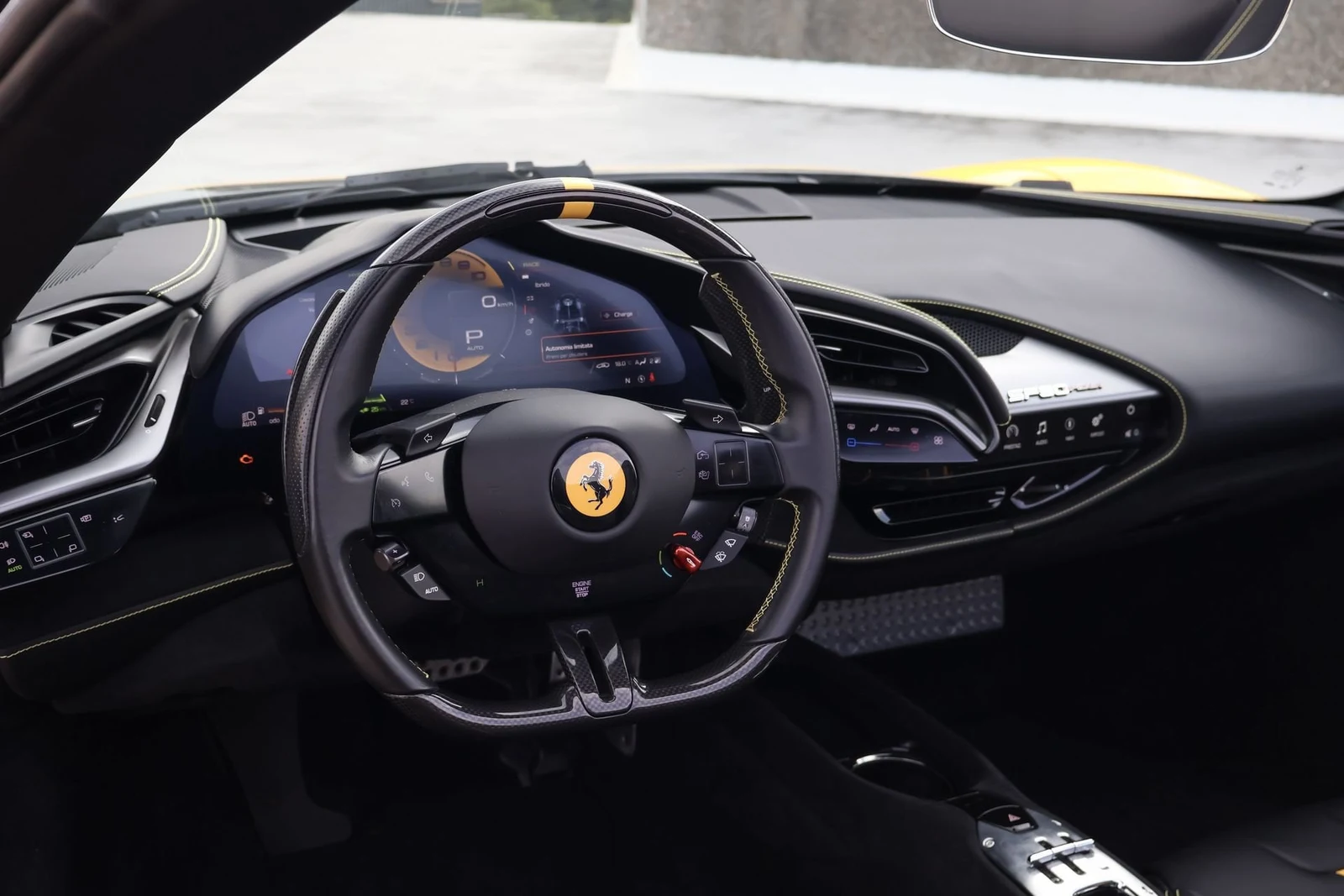 Ferrari SF90 Spider, 8/10