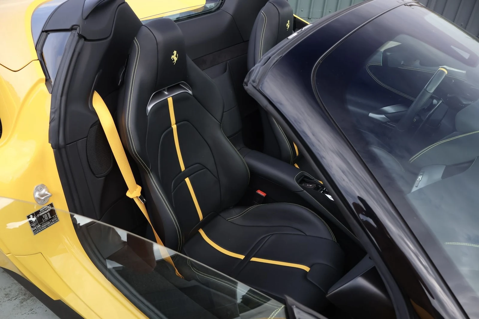 Ferrari SF90 Spider, 9/10