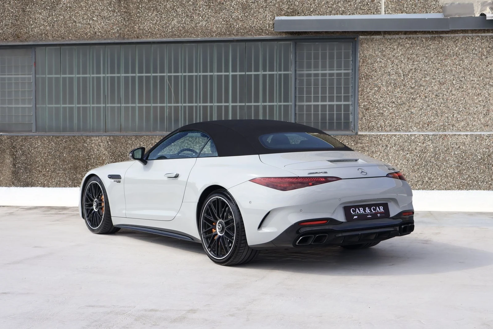 Mercedes-AMG SL 63 4MATIC+, 2/10