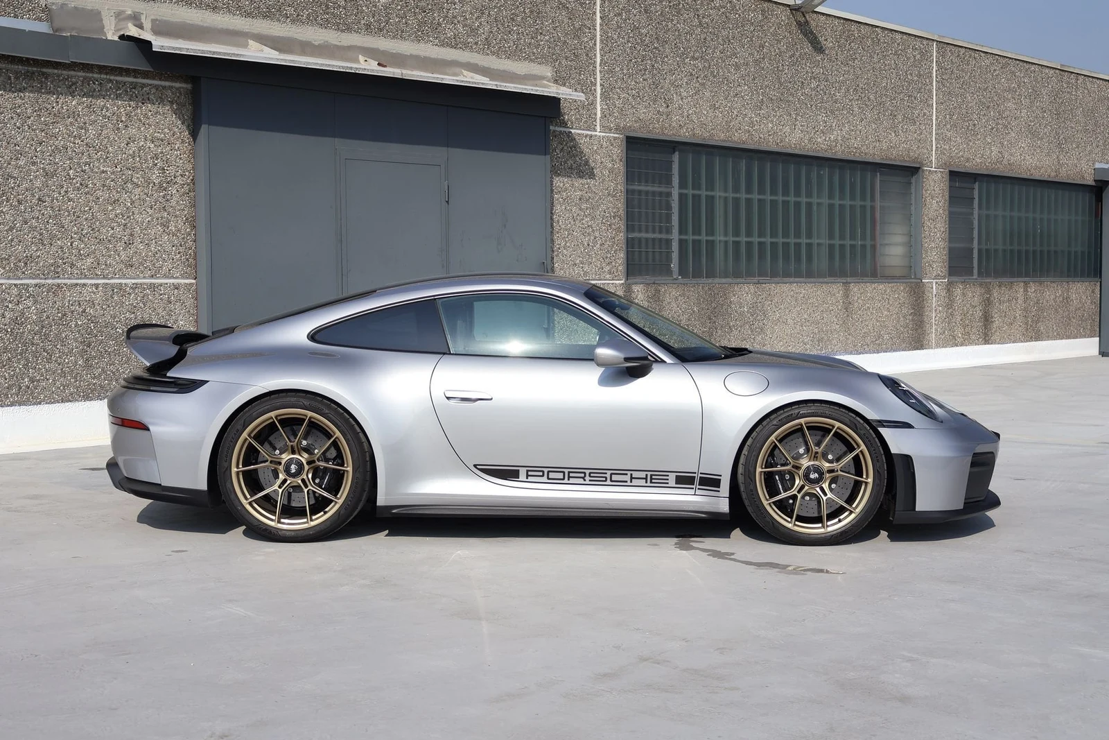 Porsche 911 GT3 Touring (992.2), 5/10