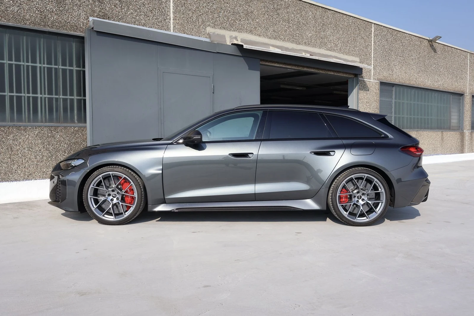Audi RS 5 Avant e-hybrid, 6/10