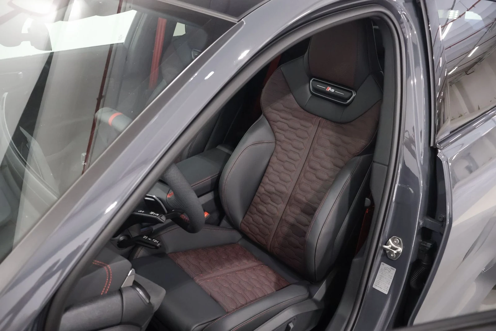 Audi RS 5 Avant e-hybrid, 8/10