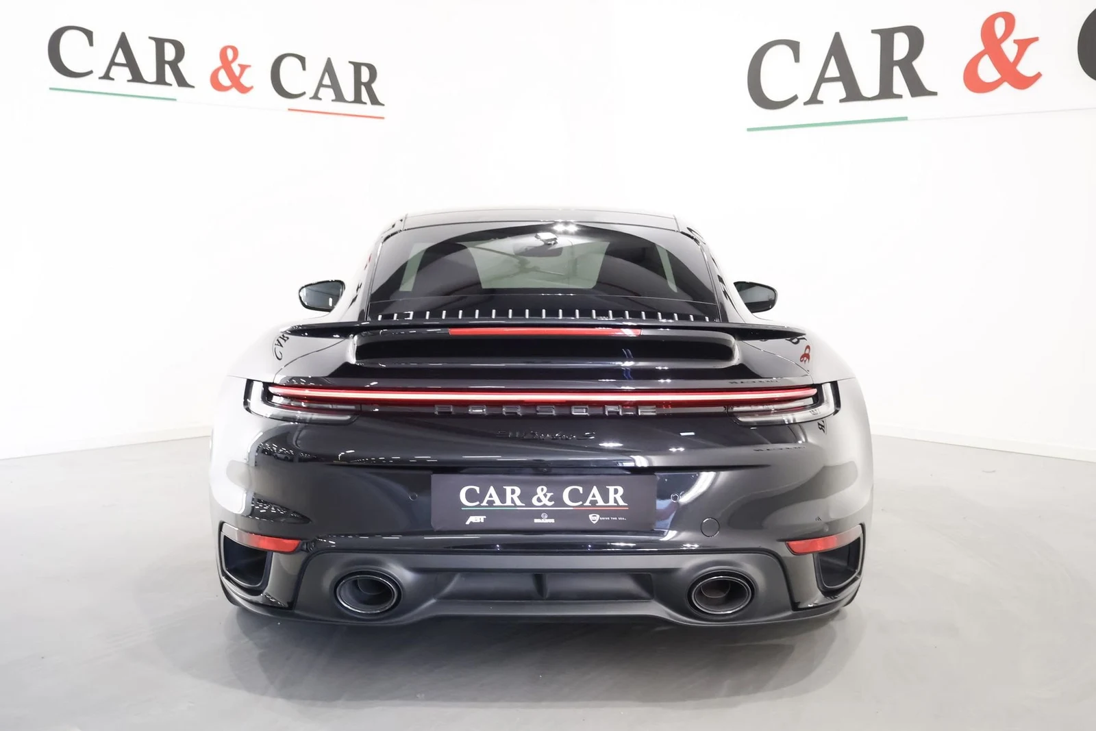 Porsche 911 Turbo S (992.1), 4/10