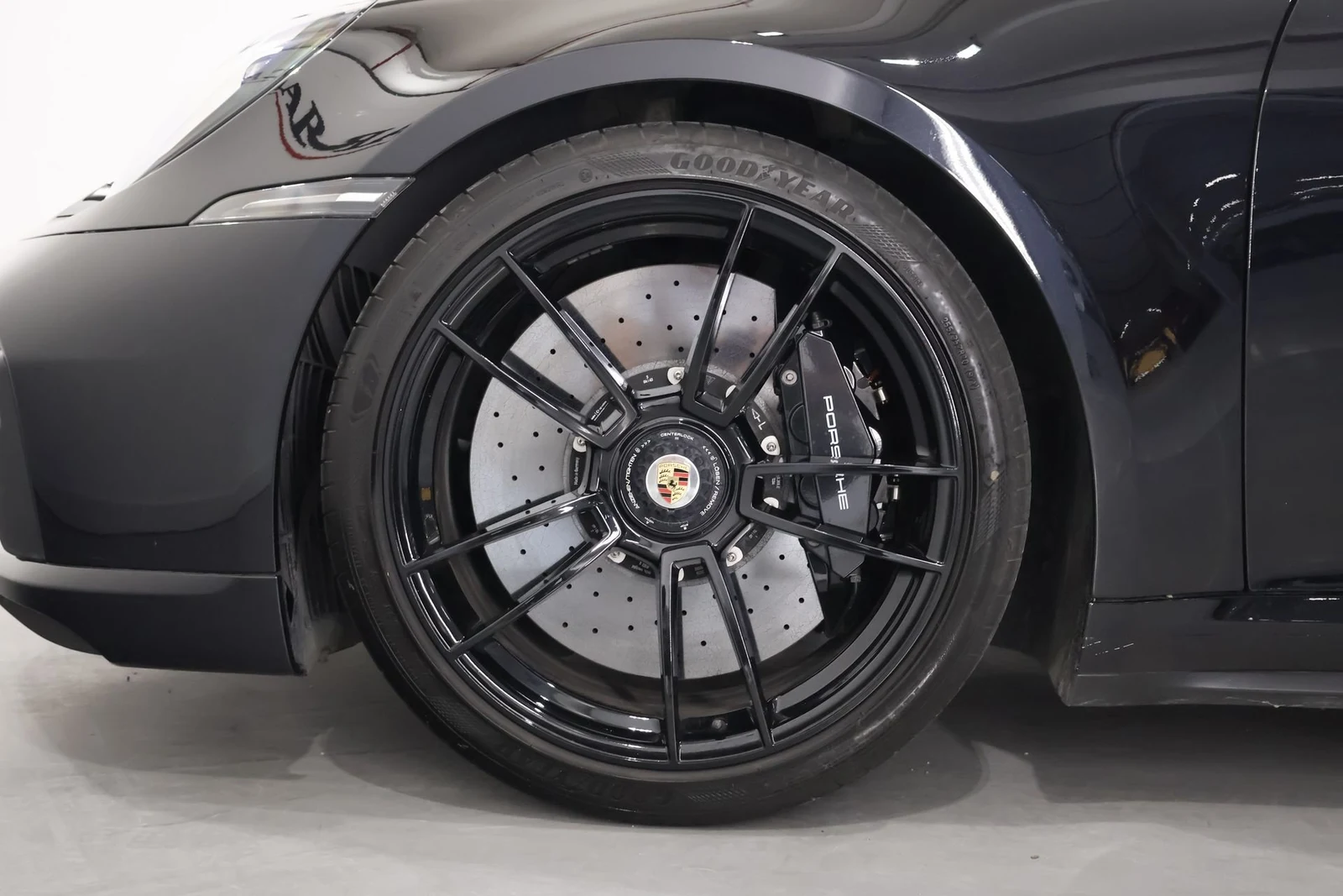 Porsche 911 Turbo S (992.1), 6/10