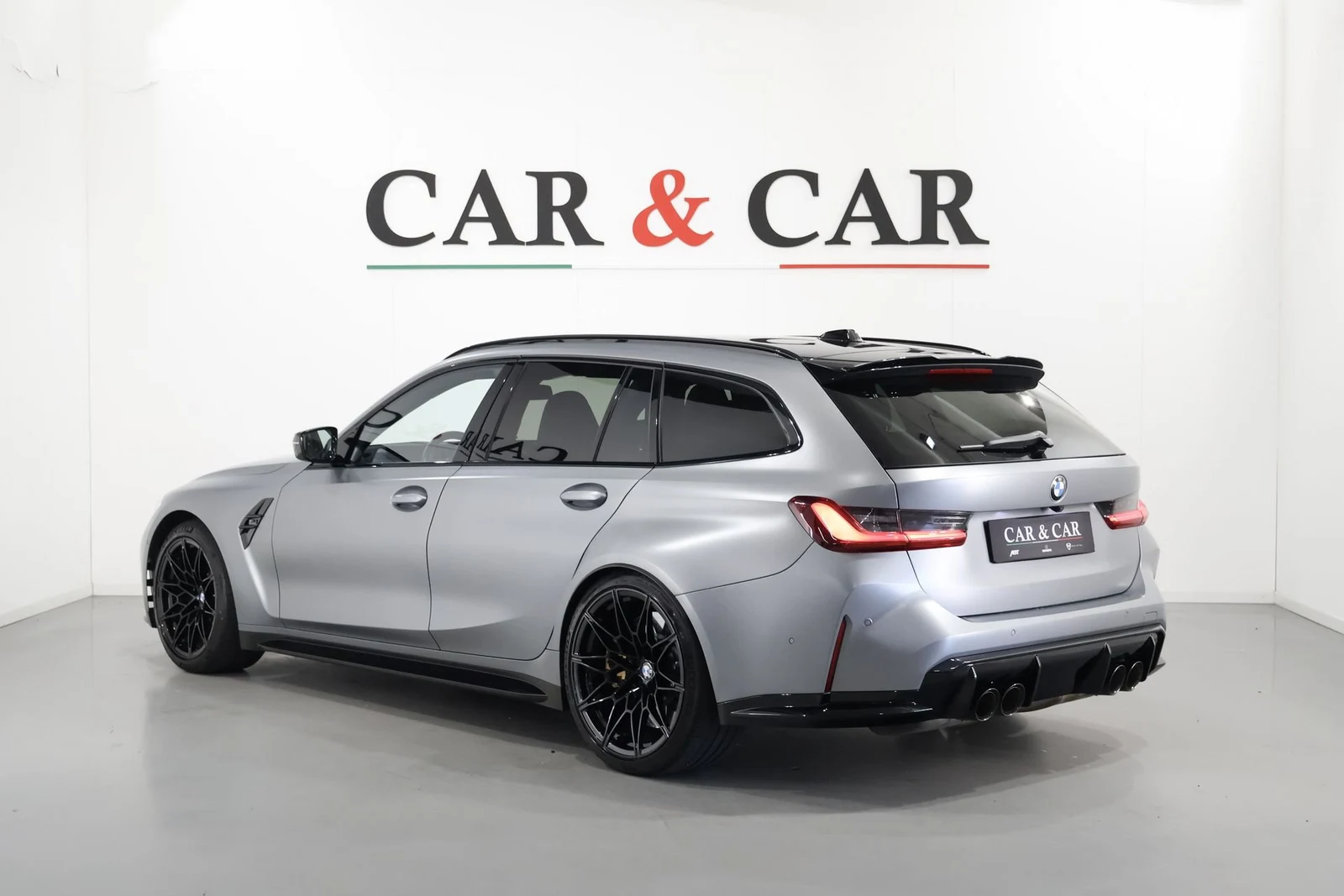 BMW M3 Competition xDrive Touring, 2/10