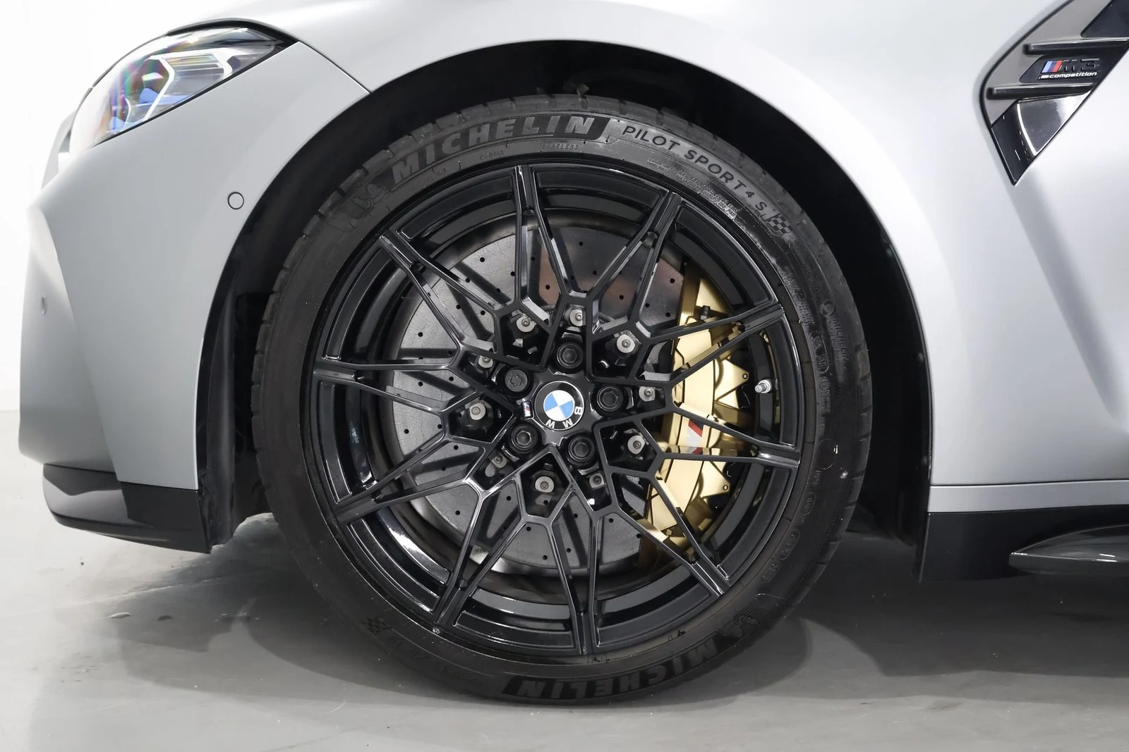 BMW M3 Competition xDrive Touring, 6/10