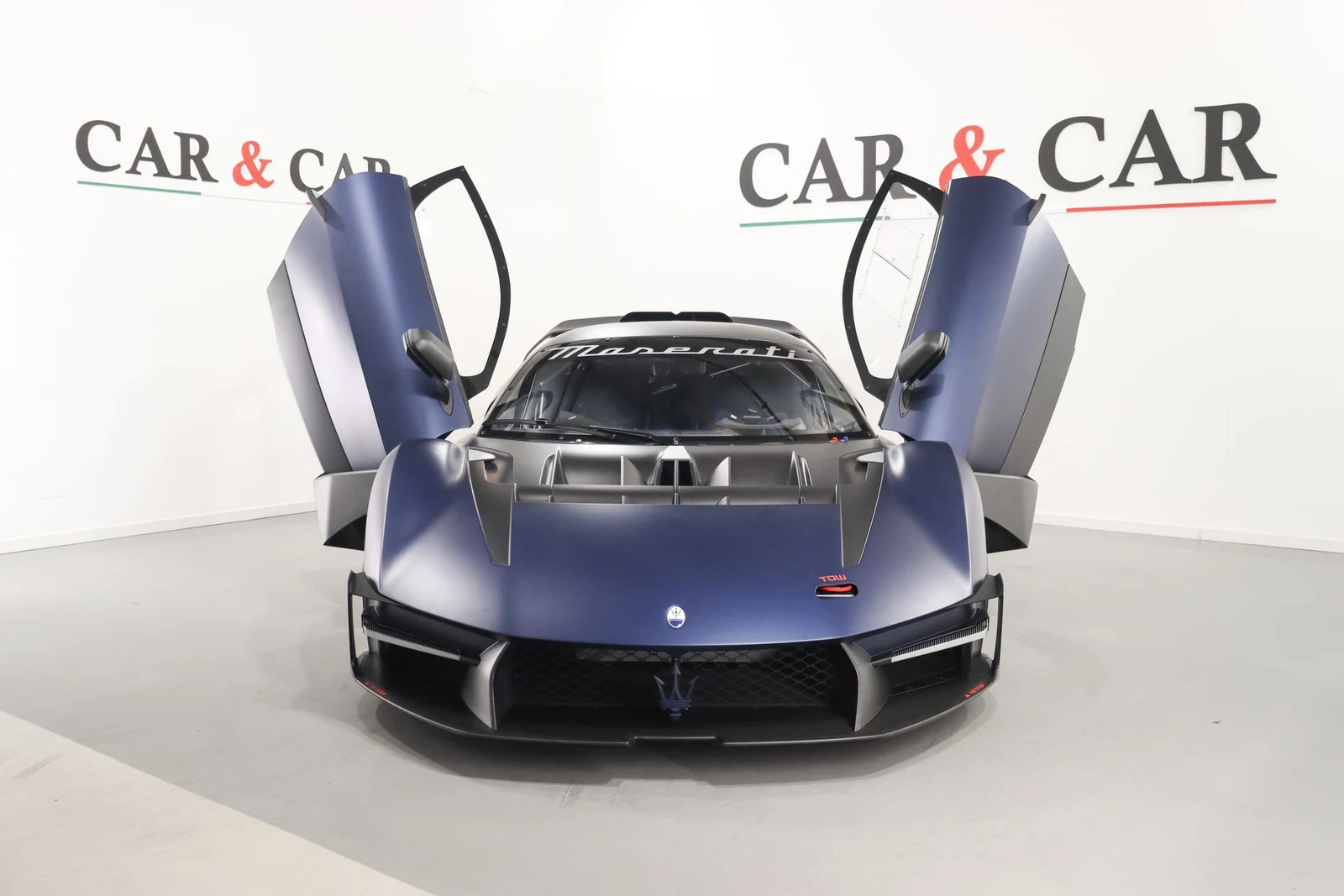 Maserati MCXtrema, 3/10