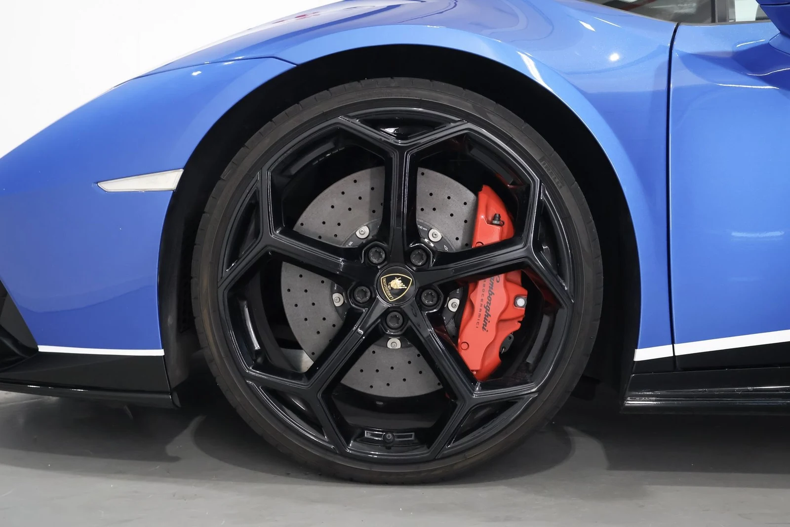 Lamborghini Huracán EVO Spyder, 7/10